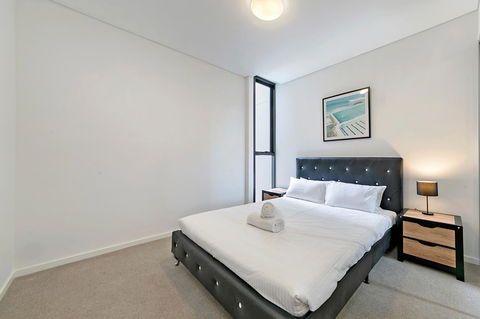 Stylish And Neat Two Bed Apartment In Wentworth Point - Accommodation Bookings 6
