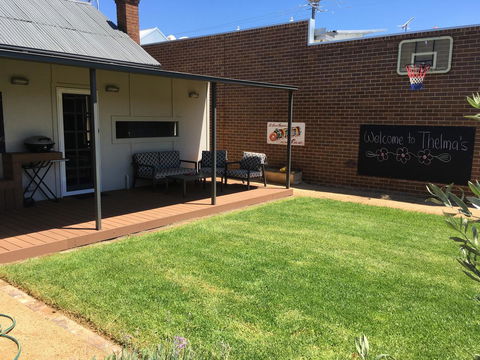 Thelma's Temora - Accommodation Bookings 11
