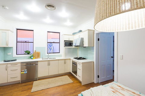 Jet Flamingo - Accommodation Bookings 9