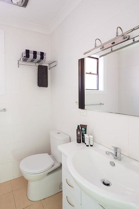 Jet Flamingo - Accommodation Bookings 2