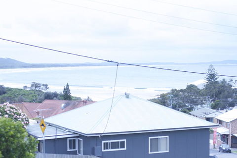 Clareview, 8 Korogora Street - Accommodation Bookings 8