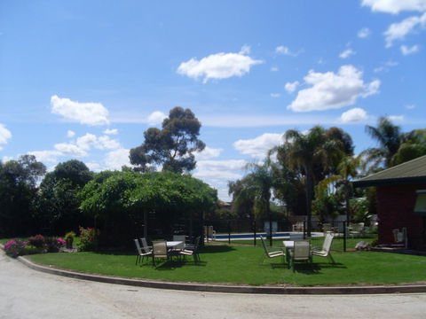 Federation Motel Resort - Corowa - Accommodation Bookings 43