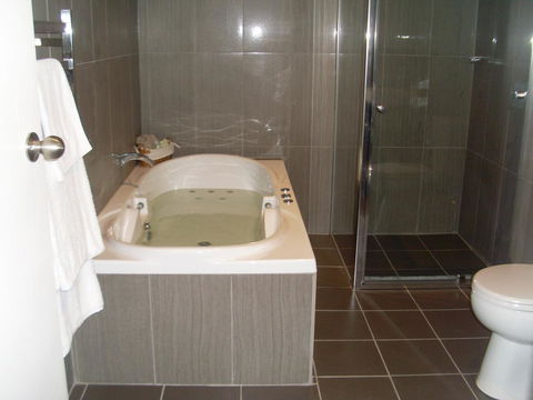 Federation Motel Resort - Corowa - Accommodation Bookings 33