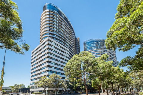 Australian Tower Stay - Accommodation Bookings 0