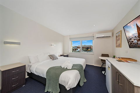 Carlton Suites - Accommodation Bookings 2