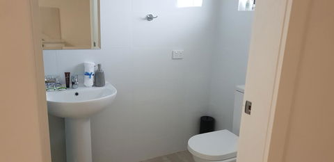 Carlton Suites - Accommodation Bookings 16