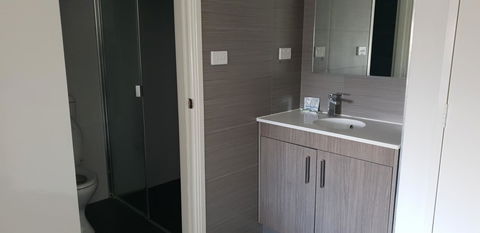 Carlton Suites - Accommodation Bookings 7