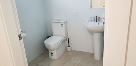 Carlton Suites - Accommodation Bookings 15