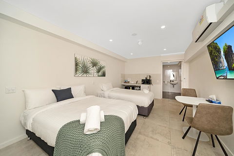 Carlton Suites - Accommodation Bookings 0