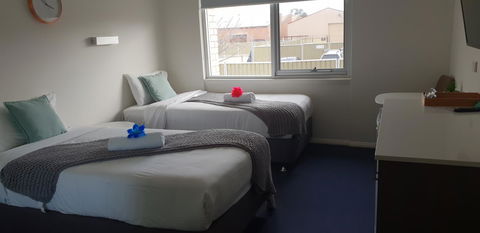 Carlton Suites - Accommodation Bookings 8
