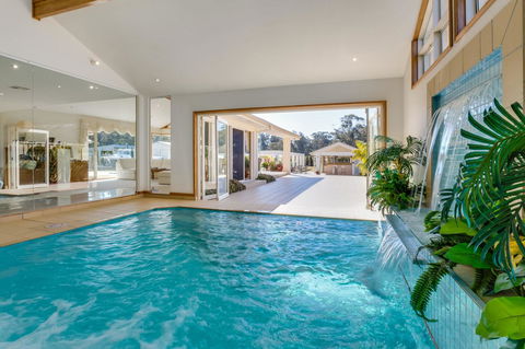 One Mile Mansion - Private Coastal Retreat FREE FAMILY ADVENTURE PASS - Accommodation Bookings 5