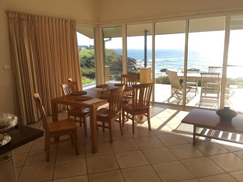 OceanScape Luxury Beachfront Villas - Accommodation Bookings 19