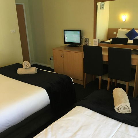 Sky Rider Motor Inn - Accommodation Bookings 27
