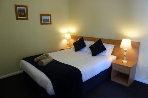 Sky Rider Motor Inn - Accommodation Bookings 18