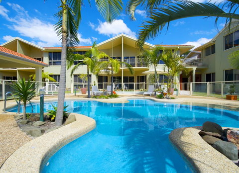 Marty's @ Little Beach - Accommodation Bookings 31