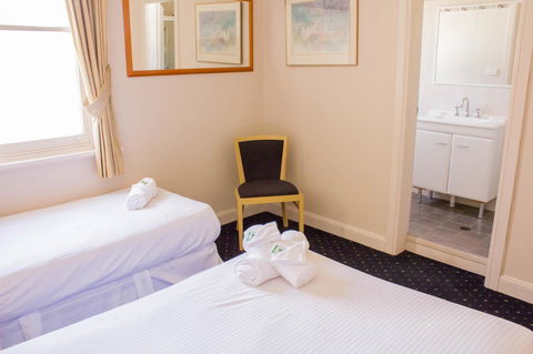 Gardners Inn Hotel - Accommodation Bookings 4