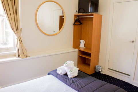 Gardners Inn Hotel - Accommodation Bookings 24