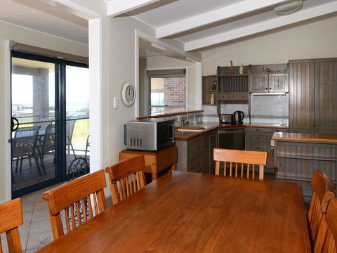 2 Cliff Road - Accommodation Bookings 5