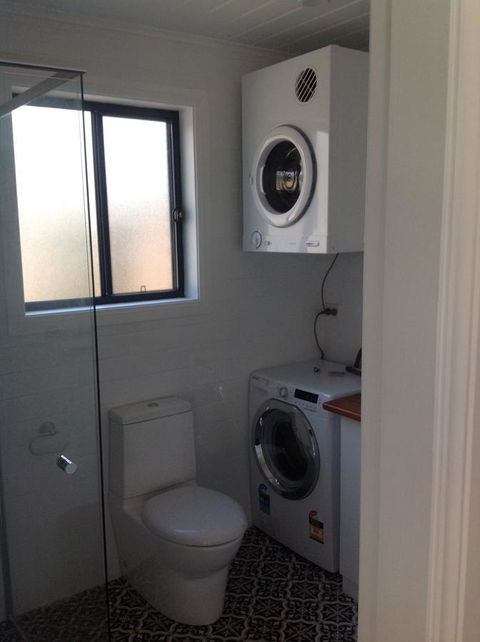 Hideaway Holiday Apartments - Accommodation Bookings 6