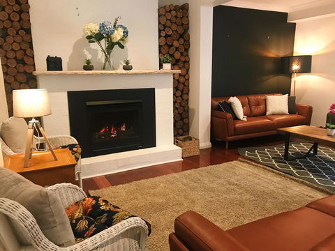 Bowral Escape - Accommodation Bookings 15