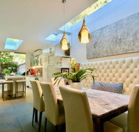 3 Storey Home Close Walk to Fox Studios SCG  City - Accommodation Bookings
