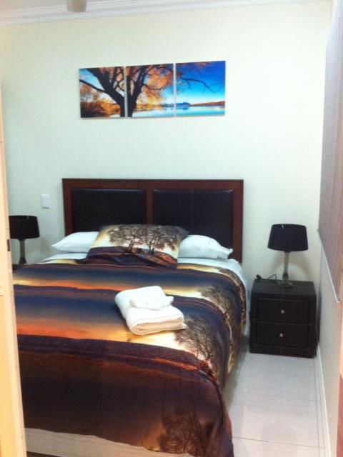Nomikis\'On The Avenue - Accommodation Bookings 21