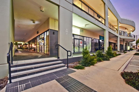 Nomikis\'On The Avenue - Accommodation Bookings 8