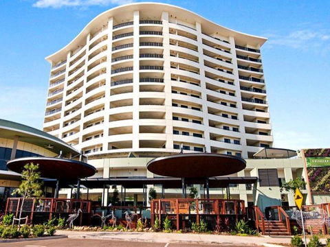 Nomikis\'On The Avenue - Accommodation Bookings 16