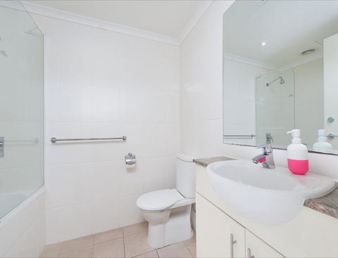 Seaspray Villa 5 - Accommodation Bookings 8
