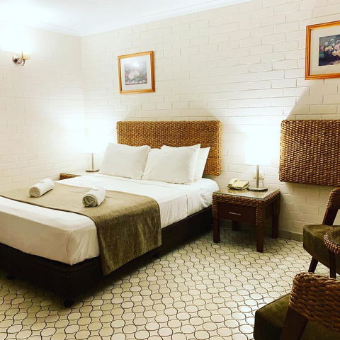 Pine Tree Motel - Accommodation Bookings 25