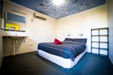 Jump Inn Alice Budget Accommodation - Accommodation Bookings 9