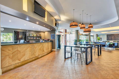 Mantra On The Esplanade - Accommodation Bookings 9