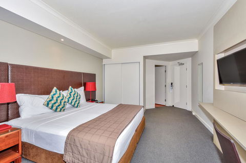 Mantra On The Esplanade - Accommodation Bookings 4