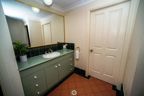 Beaches Serviced Apartments - Accommodation Bookings 32