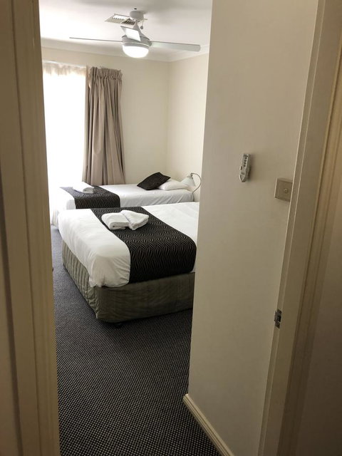 Beaches Serviced Apartments - Accommodation Bookings 4