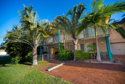 Beaches Serviced Apartments - Accommodation Bookings 1