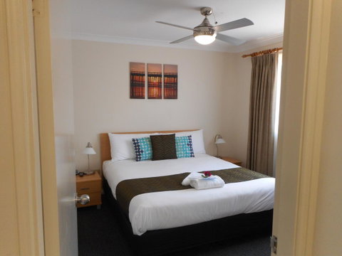 Beaches Serviced Apartments - Accommodation Bookings 28