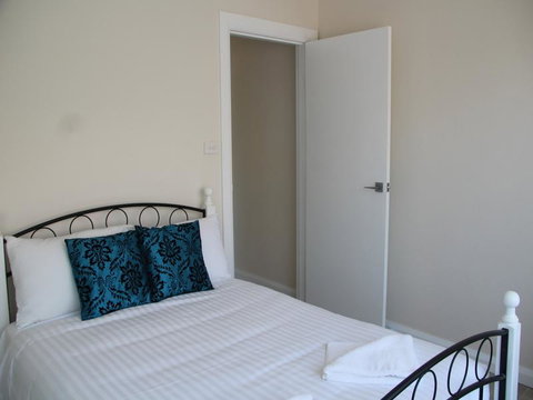 Beaches Serviced Apartments - Accommodation Bookings 3