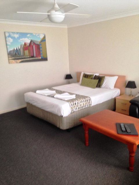 Beaches Serviced Apartments - Accommodation Bookings 36