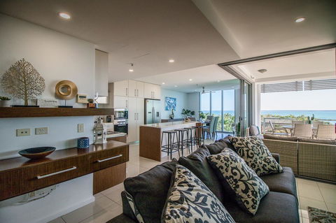 ZEN BY THE WATER - Esplanade Darwin Retreat - Accommodation Bookings 0