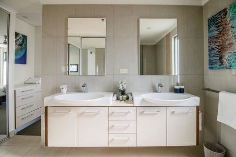 ZEN BY THE WATER - Esplanade Darwin Retreat - Accommodation Bookings 12