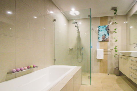 ZEN BY THE WATER - Esplanade Darwin Retreat - Accommodation Bookings 19