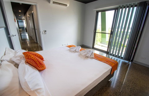 Magnum Serviced Apartments - Accommodation Bookings 34