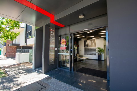 Magnum Serviced Apartments - Accommodation Bookings 25