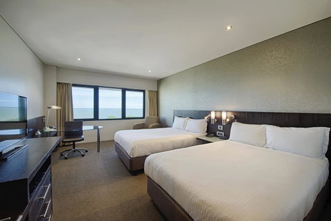 Hilton Darwin - Accommodation Bookings 14