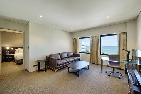 Hilton Darwin - Accommodation Bookings 12