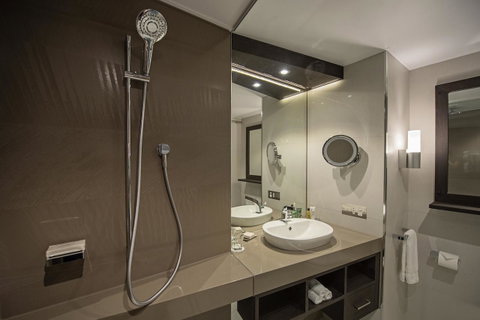 Hilton Darwin - Accommodation Bookings 25