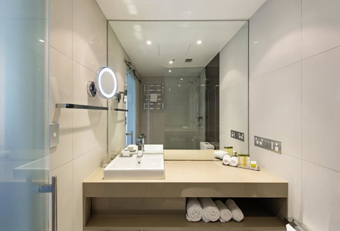 Hilton Garden Inn Darwin - Accommodation Bookings 11