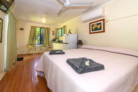 Oasis Tourist Park - Accommodation Bookings 9