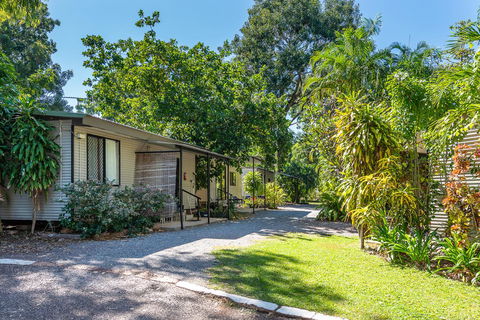 Oasis Tourist Park - Accommodation Bookings 21